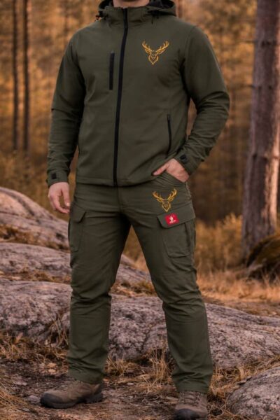 Costum de Vânătoare model Clasic cu cerb brodat ,Geaca Impermeabila + Pantaloni – imagine 2